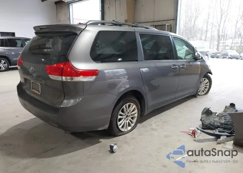 2013 Toyota Sienna Xle V6 8 Passenger из США, поврежденный, VIN 5TDYK3DC9DS384401